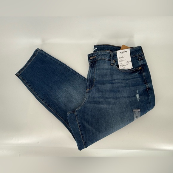 Sonoma Denim - Sonoma Women's Skinny The Everyday Jeans in Medium Blue Wash